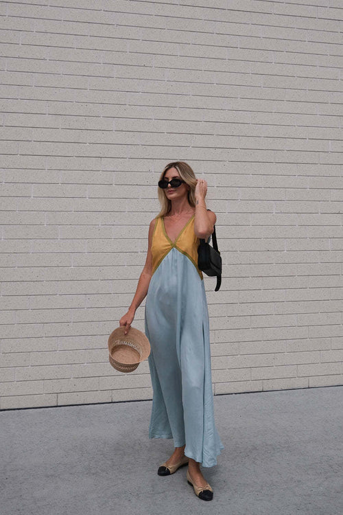 Easily Gorgeous V-Neck Sleeveless Maxi Dress